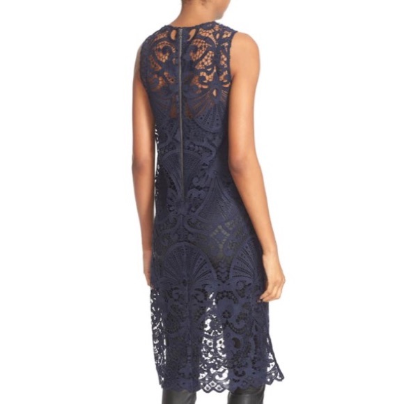 🦋🆕  Alice + Olivia ღ Kelissa Guipure Lace Tunic - Picture 2 of 8